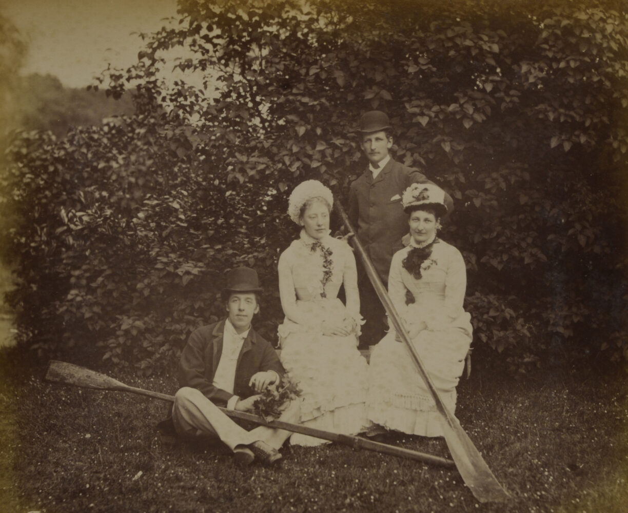 Photograph of Oscar Wilde, Florence Ward (centre), Gertrude Ward and an unidentified gentleman by Jules Guggenheim, 1876. Magdalen College Archives Acc99/62